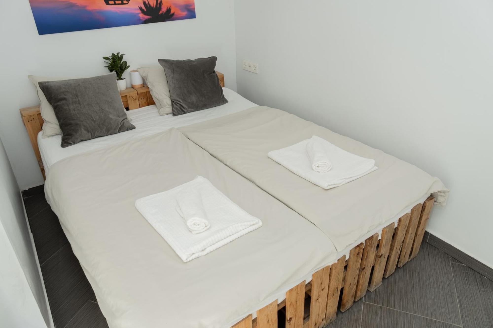 Surfersresidence Apartments Tarifa Exterior photo